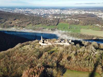 © Château de Montfaucon