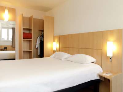 © IBIS CENTRE-VILLE