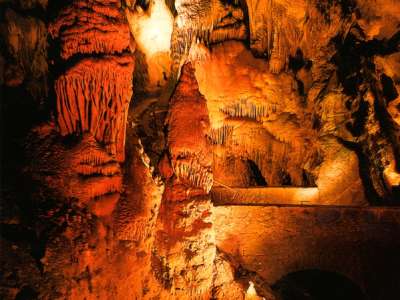 © Grotte d'Osselle