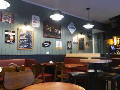 © @catherinemarchal