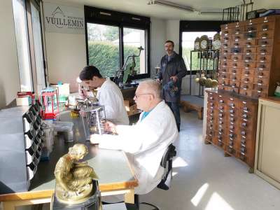 © MANUFACTURE HORLOGÈRE VUILLEMIN