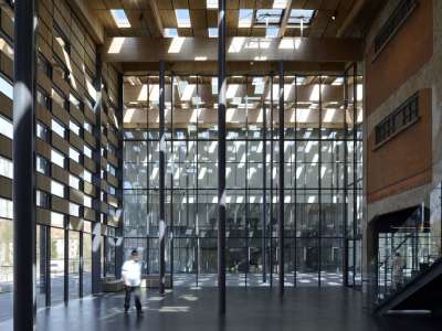 © FONDS RÉGIONAL D'ART CONTEMPORAIN