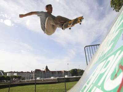 © skate park besancon