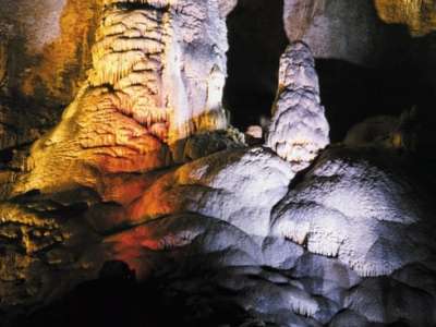 © © Gouffre de Poudrey