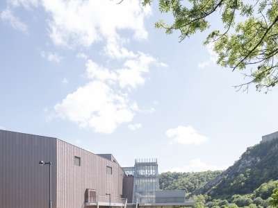 © NICOLAS WALTEFAUGLE