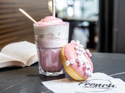 © French Coffee Shop